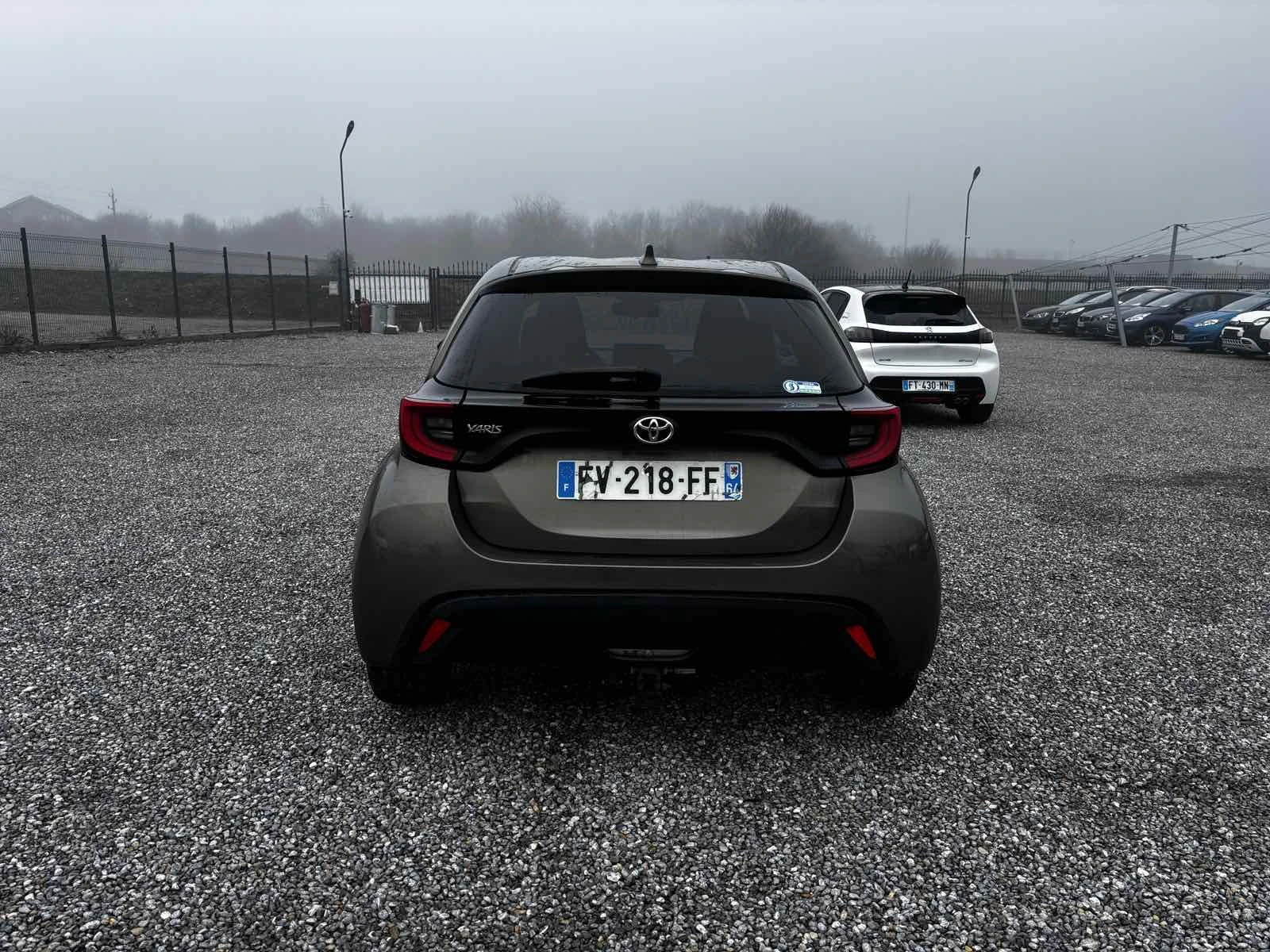 Toyota Yaris 1.5 , EURO 6, Нов Внос France, снимка 6 - Автомобили и джипове - 54605924