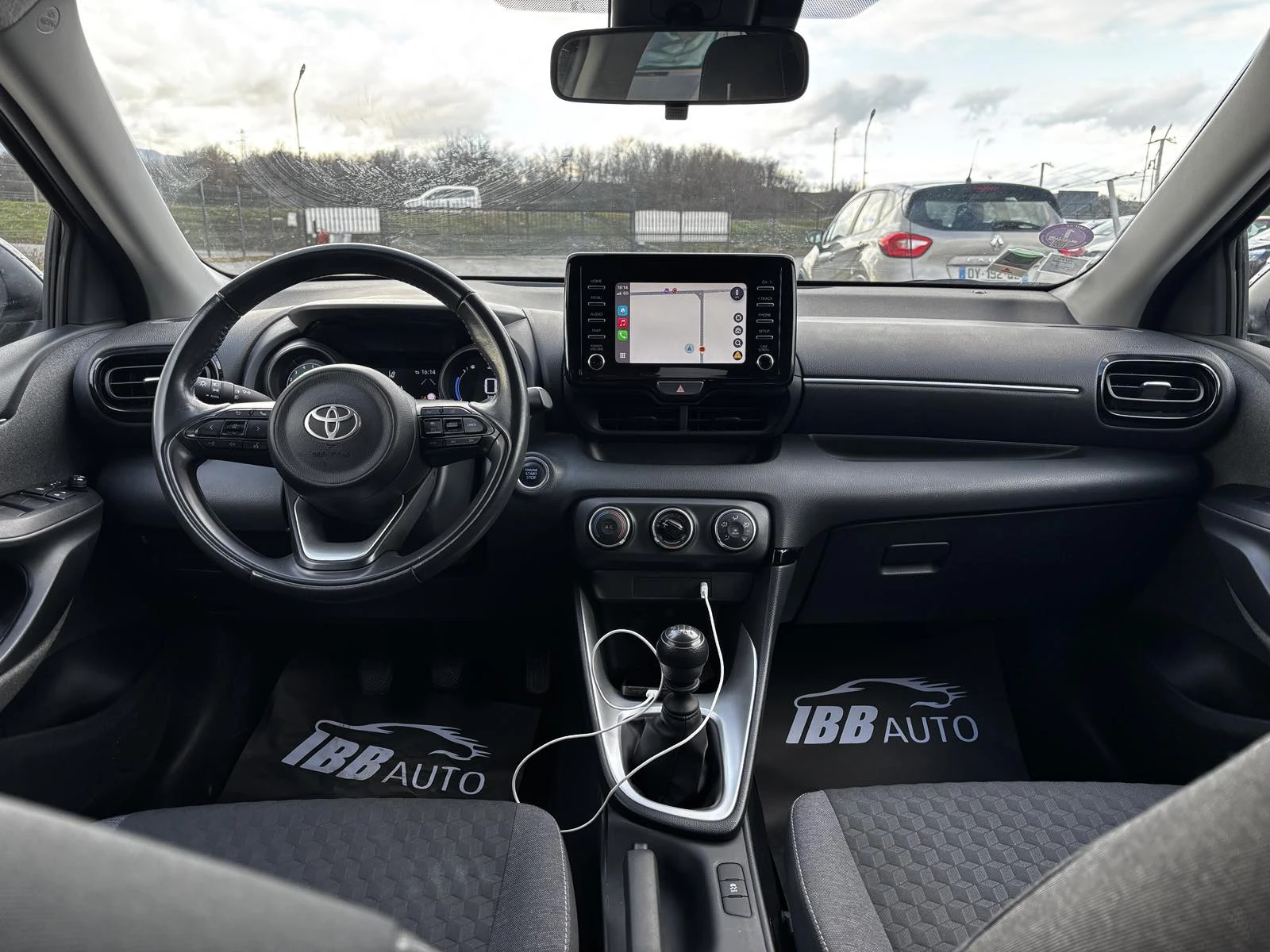 Toyota Yaris 1.5 , EURO 6, Нов Внос France, снимка 12 - Автомобили и джипове - 54605924