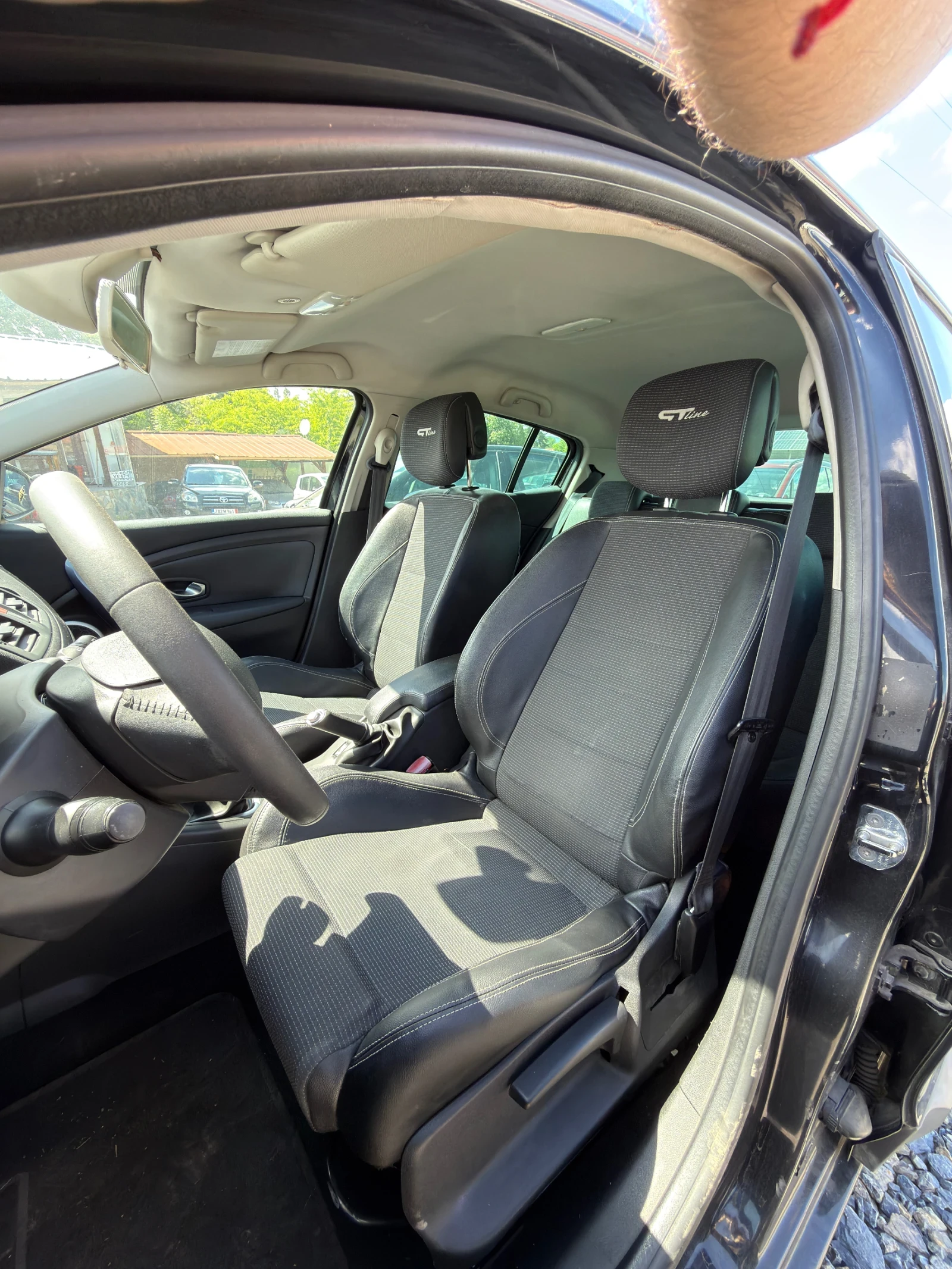 Renault Megane 1.5 dci GT 110кс, снимка 10 - Автомобили и джипове - 54631335