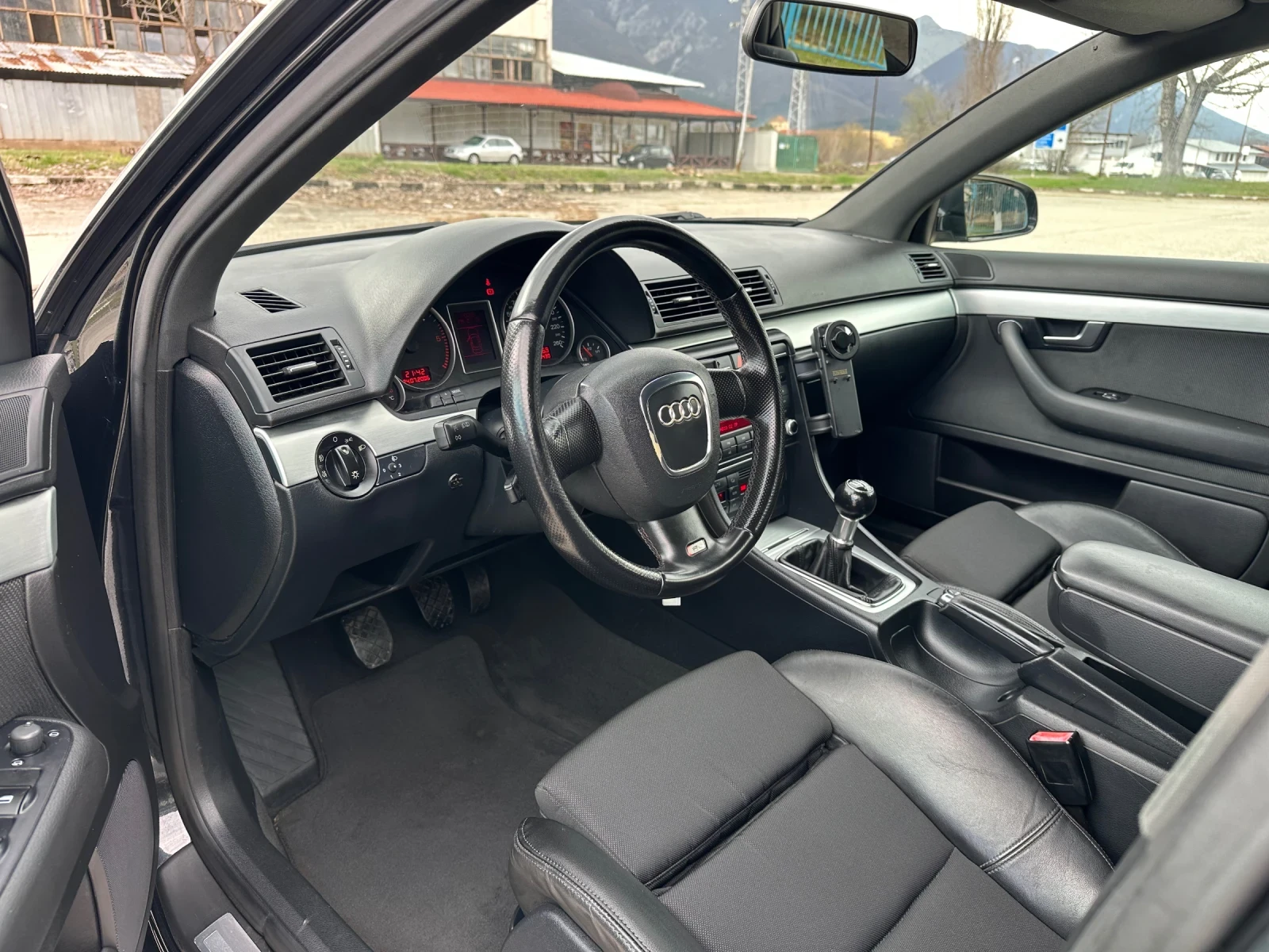 Audi A4 2.0TDI 3xS-Line, снимка 9 - Автомобили и джипове - 54784296