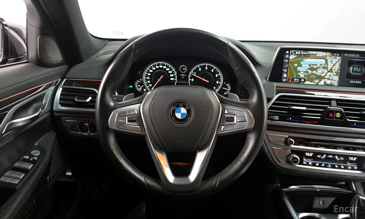 BMW 740 Li / XDRIVE / M / 360 / 3хTV / МАСАЖИ / ЛИЗИНГ, снимка 14 - Автомобили и джипове - 54827737