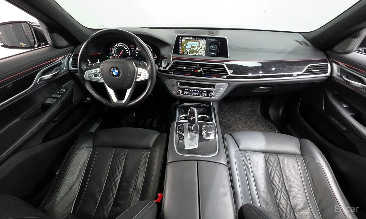 BMW 740 Li / XDRIVE / M / 360 / 3хTV / МАСАЖИ / ЛИЗИНГ, снимка 7 - Автомобили и джипове - 54827737