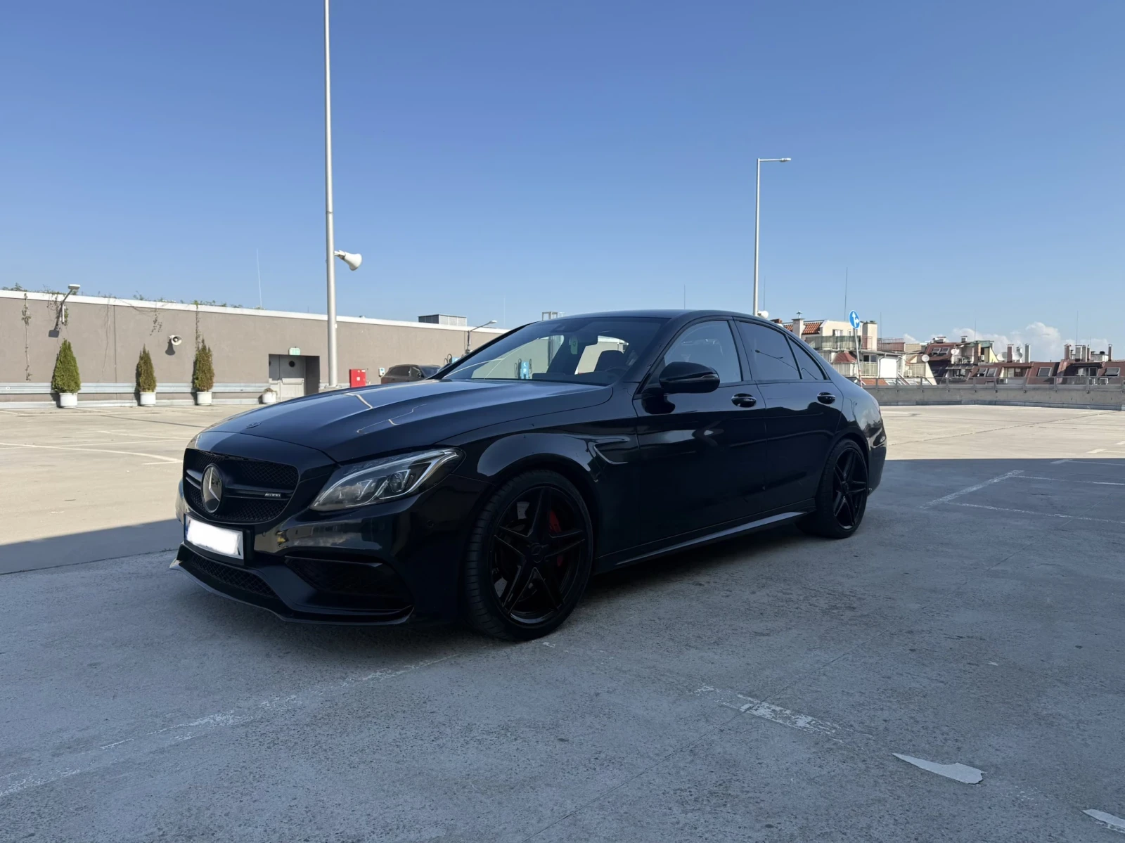 Mercedes-Benz C 63 AMG Mercedes-Benz C 63 AMG /Лизинг/620к.с./AMG седалки