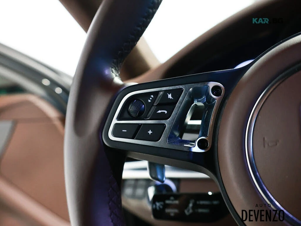 Porsche Panamera * AWD * PANORAMA * Автокредит * (Цена до България), снимка 16 - Автомобили и джипове - 55177404