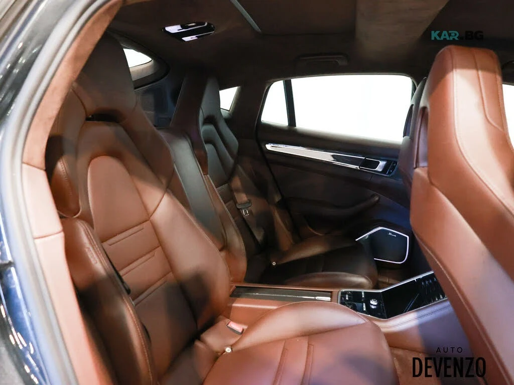 Porsche Panamera * AWD * PANORAMA * Автокредит * (Цена до България), снимка 11 - Автомобили и джипове - 55177404