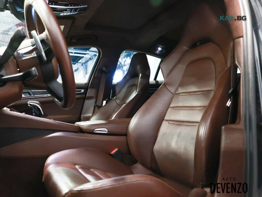 Porsche Panamera * AWD * PANORAMA * Автокредит * (Цена до България), снимка 14 - Автомобили и джипове - 55177404