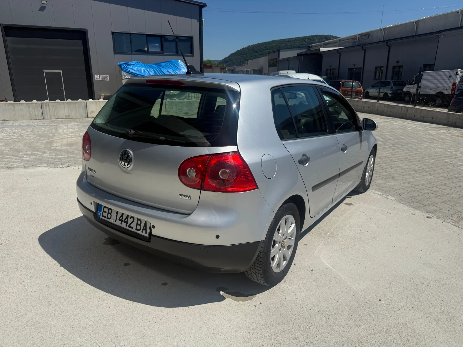 VW Golf 1.9 TDI, снимка 7 - Автомобили и джипове - 55239836