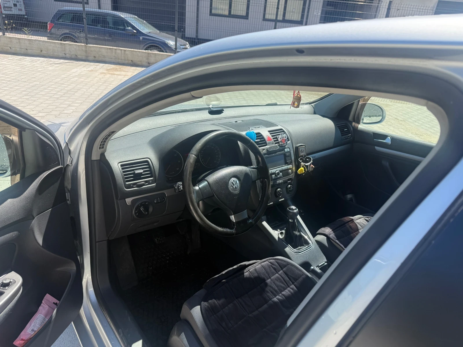 VW Golf 1.9 TDI, снимка 5 - Автомобили и джипове - 55239836