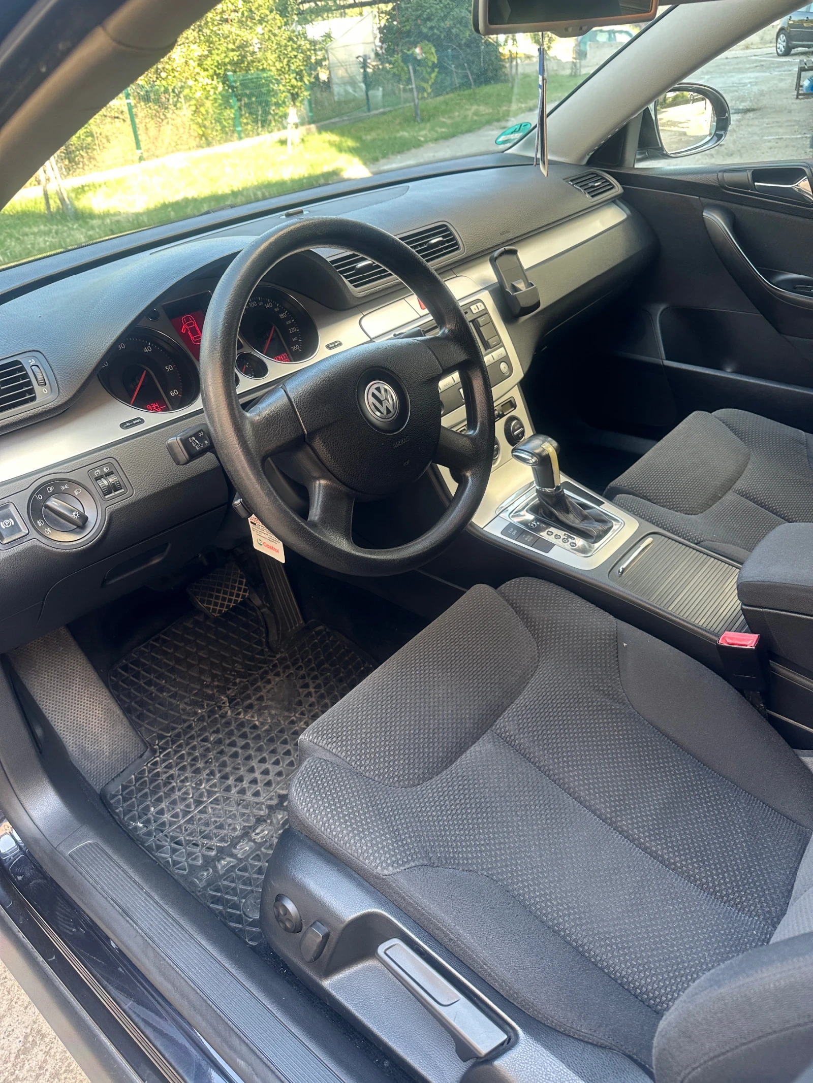 VW Passat 2.0TDI* 170* Automatic, снимка 10 - Автомобили и джипове - 55593281