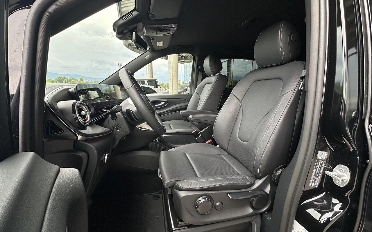 Mercedes-Benz V 300 d 4MATIC Avantgarde Extralong, снимка 6 - Автомобили и джипове - 55636182