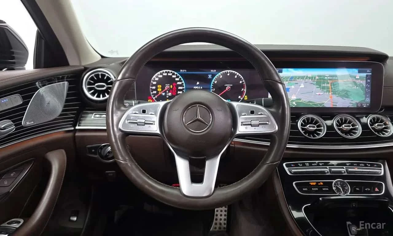 Mercedes-Benz CLS 450 4MATIC AMG Line/ОБДУХВАНЕ/ДИСТРОНИК/360, снимка 13 - Автомобили и джипове - 55728876