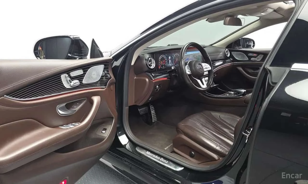 Mercedes-Benz CLS 450 4MATIC AMG Line/ОБДУХВАНЕ/ДИСТРОНИК/360, снимка 10 - Автомобили и джипове - 55728876