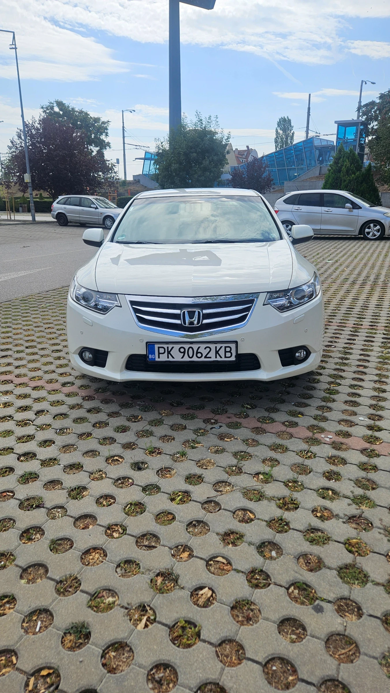 Honda Accord, снимка 2 - Автомобили и джипове - 56341798