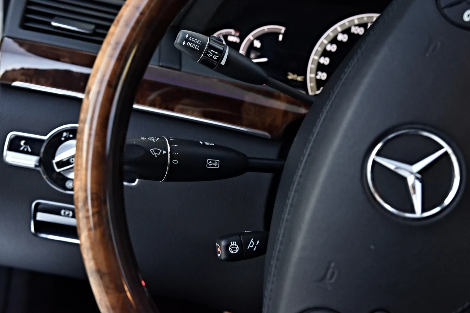 Mercedes-Benz S 500 * AMG* PANO* FULL MAXX* , снимка 12 - Автомобили и джипове - 56074693