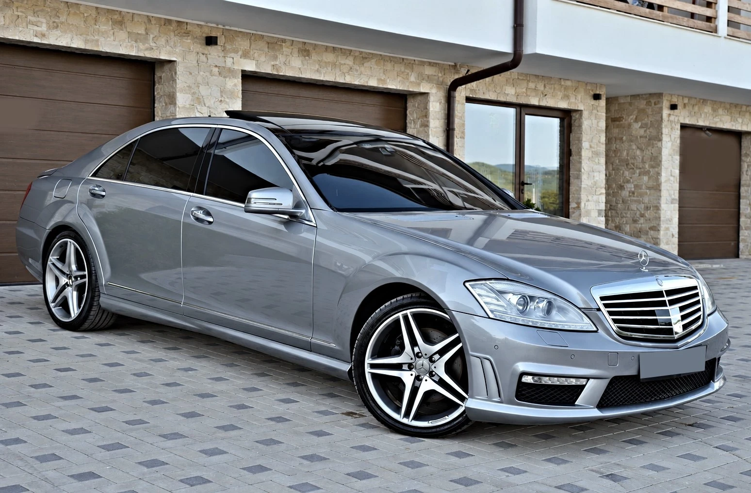 Mercedes-Benz S 500 * AMG* PANO* FULL MAXX* , снимка 3 - Автомобили и джипове - 56074693