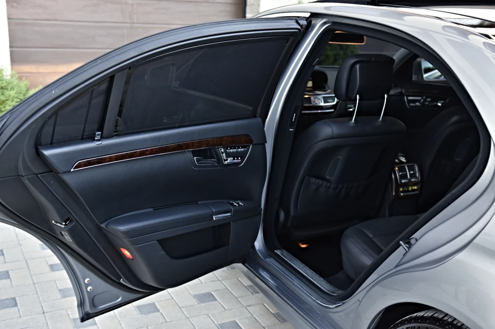 Mercedes-Benz S 500 * AMG* PANO* FULL MAXX* , снимка 15 - Автомобили и джипове - 56074693