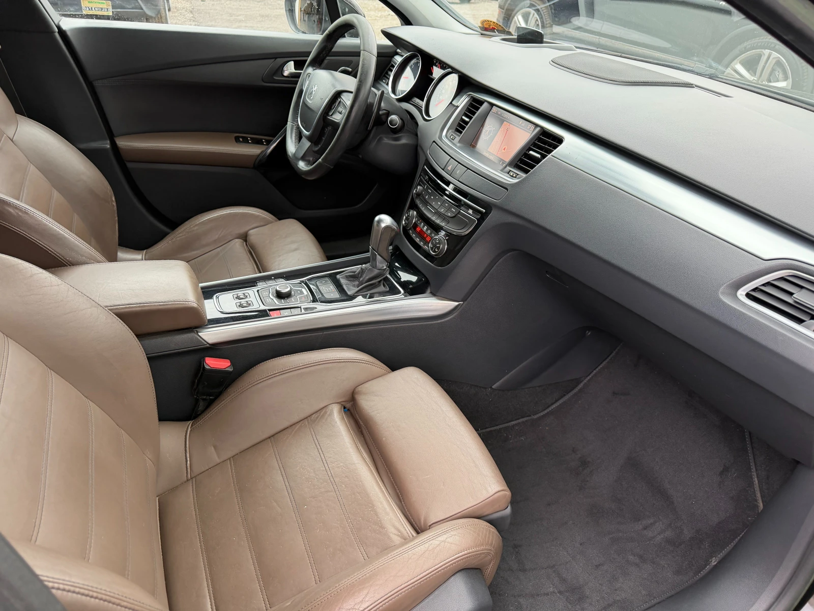 Peugeot 508 2.2 HDI GT Line Нави Head Up JBL Подгрев Масаж  , снимка 15 - Автомобили и джипове - 56086982