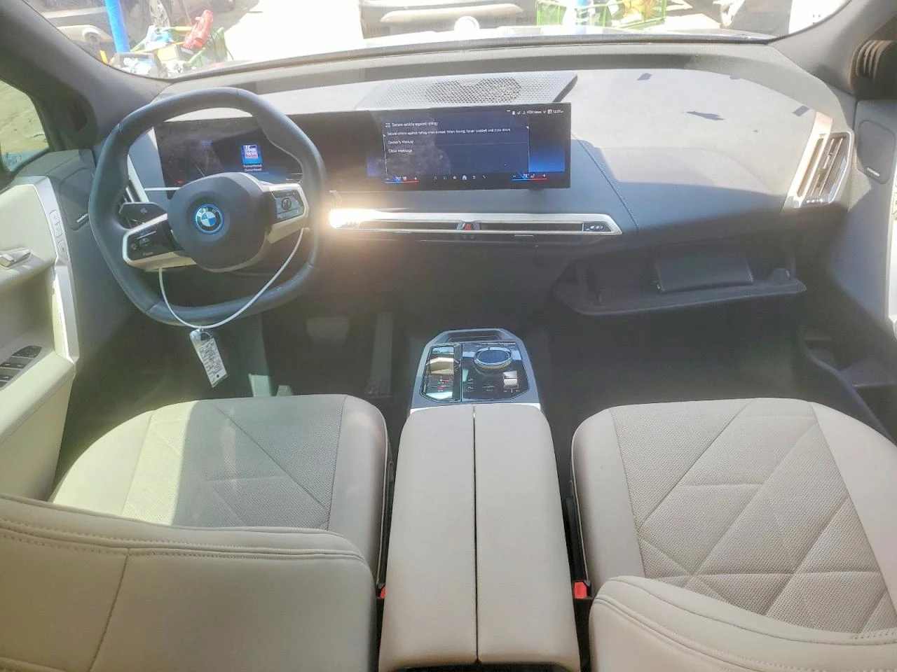BMW iX xDrive50, снимка 8 - Автомобили и джипове - 56314304
