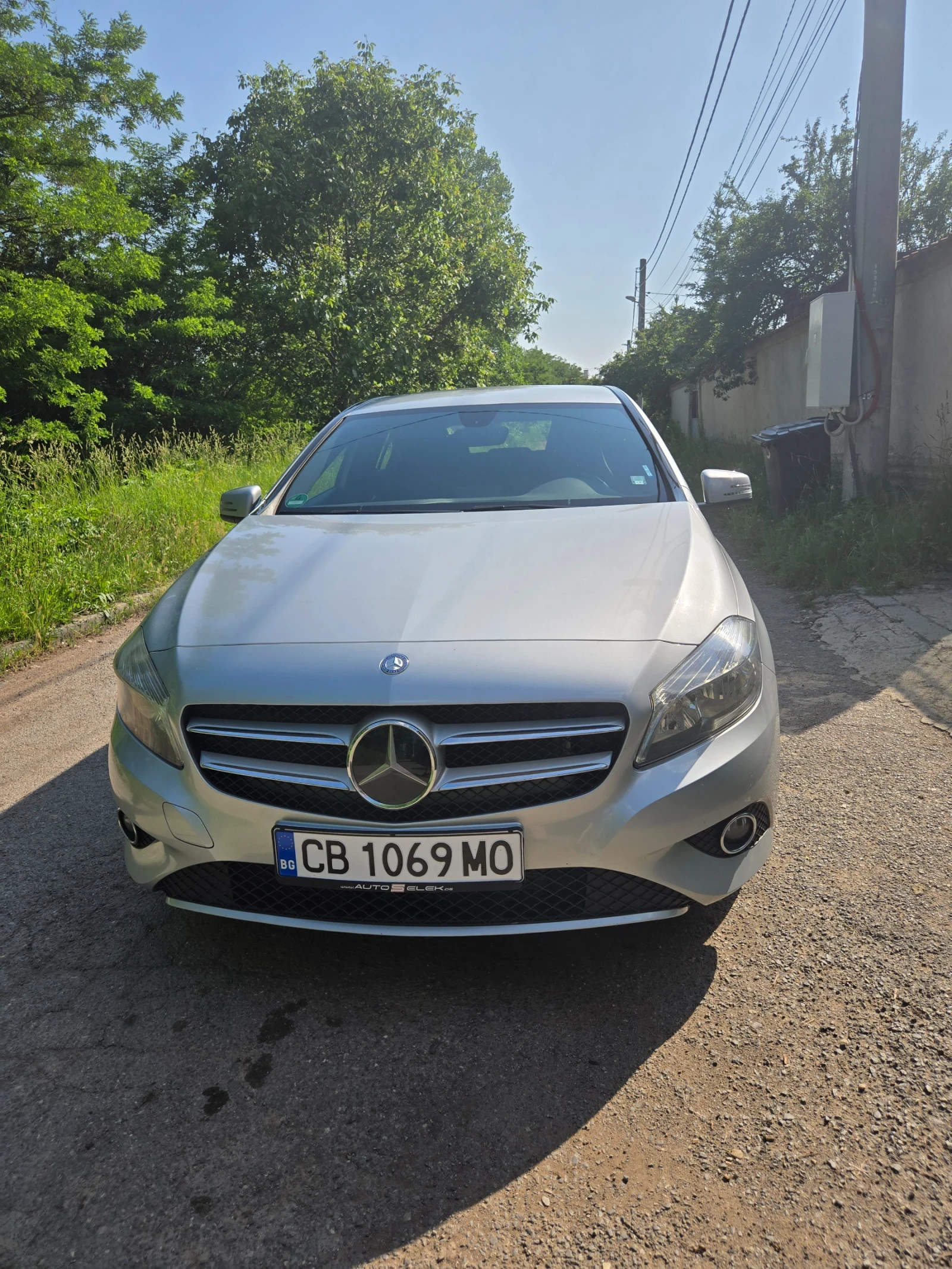 Mercedes-Benz A 180, снимка 2 - Автомобили и джипове - 56627139