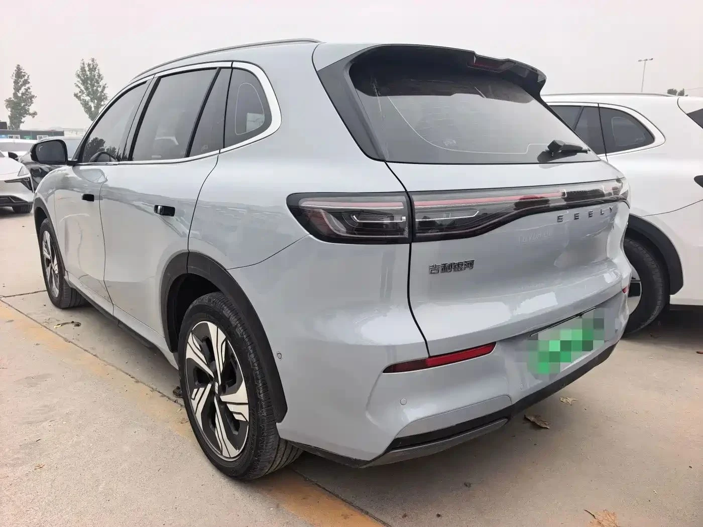 Geely EX5, снимка 4 - Автомобили и джипове - 56715020