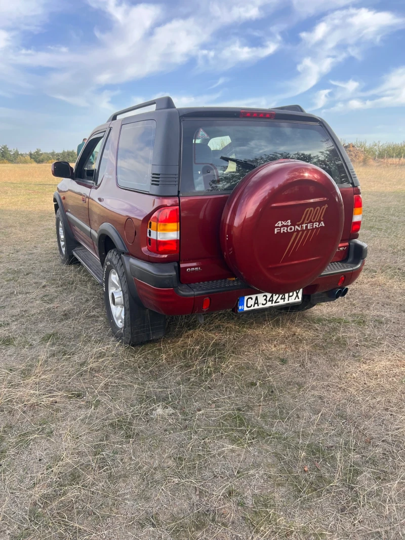 Opel Frontera 4x4, снимка 10 - Автомобили и джипове - 47457692