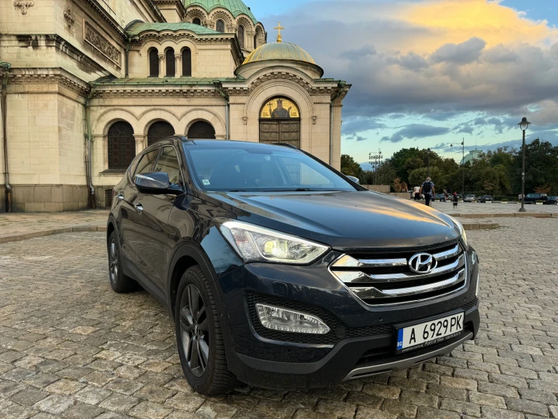 Hyundai Santa fe  2.2CRDI* 4X4* Panorama* Camera* Keyless, снимка 3 - Автомобили и джипове - 47691051