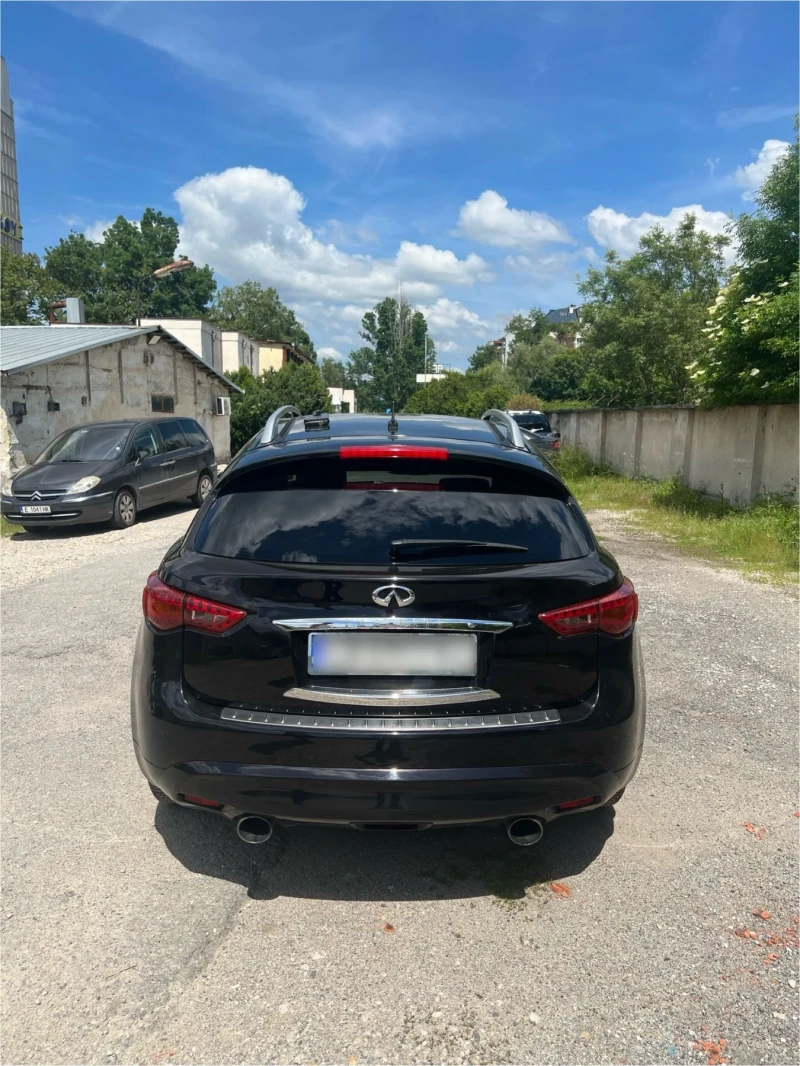 Infiniti QX70, снимка 16 - Автомобили и джипове - 49166409