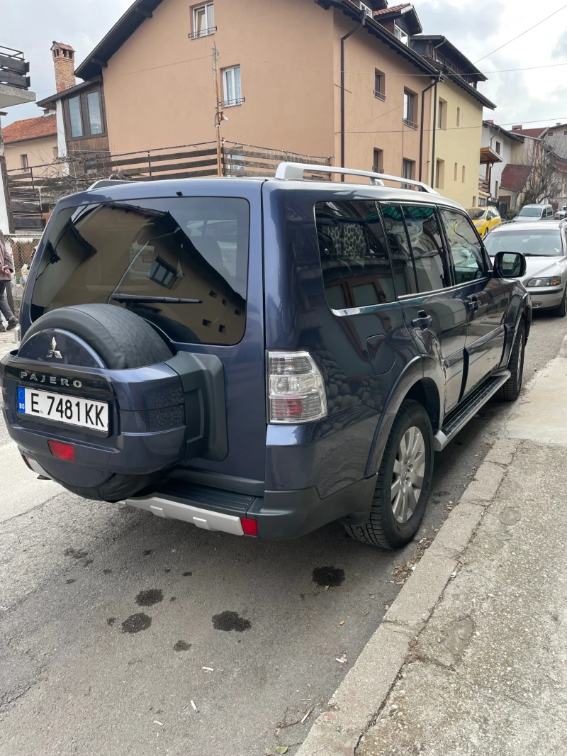 Mitsubishi Pajero, снимка 4 - Автомобили и джипове - 49302379