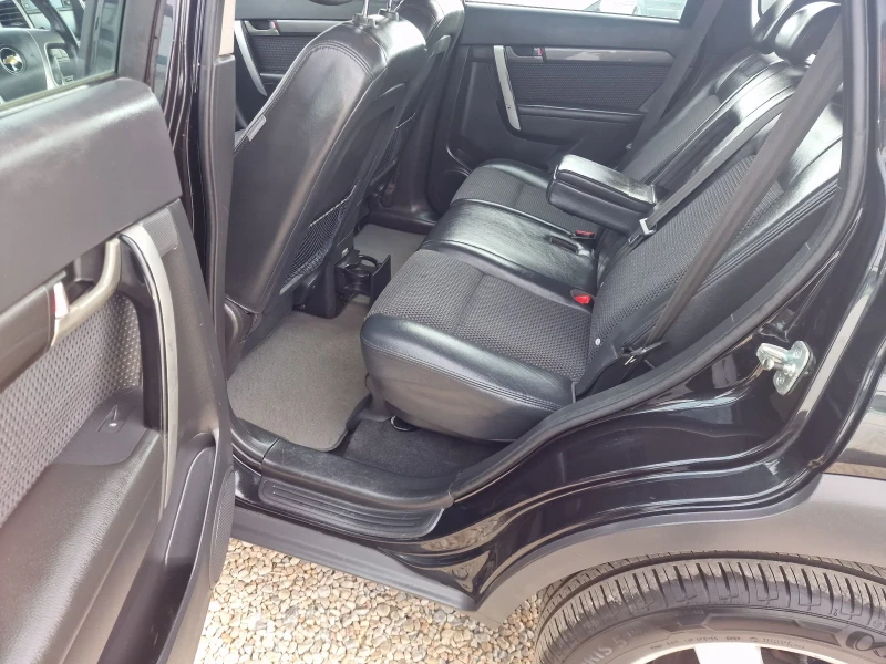 Chevrolet Captiva 2.0-TOPP, снимка 12 - Автомобили и джипове - 49309604