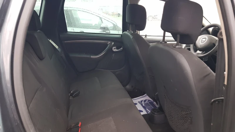 Dacia Duster 1, 6i105ksGPLNAVIPARKTRONIKTEMPOMATITALIAFACE, снимка 11 - Автомобили и джипове - 49676385