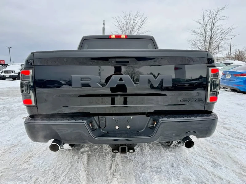 Dodge RAM 1500 CARFAX* АВТОФИНАНСИРАНЕ* БЕЗ ПЪРВОНАЧАЛНА ВНОСКА* , снимка 14 - Автомобили и джипове - 52896337