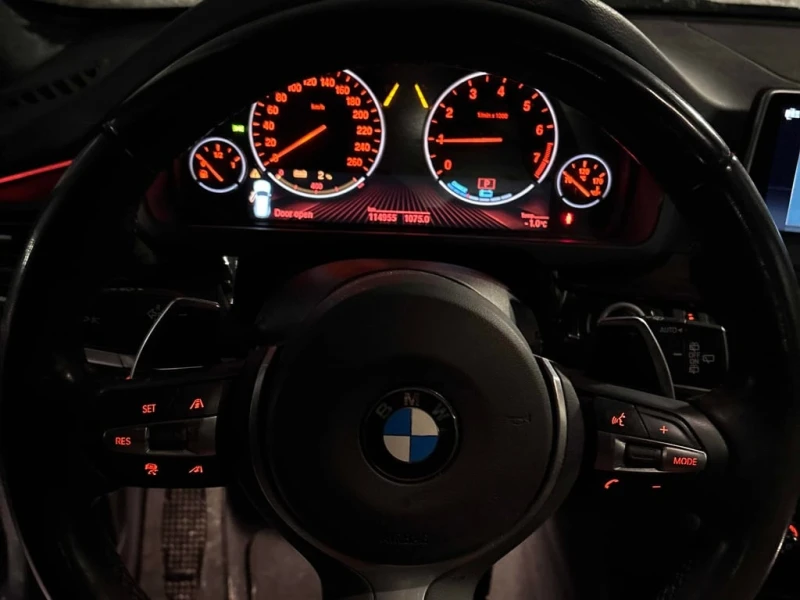 BMW X5 2018 xDrive40e * CARFAX * БЕЗ ПЪРВОНАЧАЛНА ВНОСКА, снимка 8 - Автомобили и джипове - 52932534