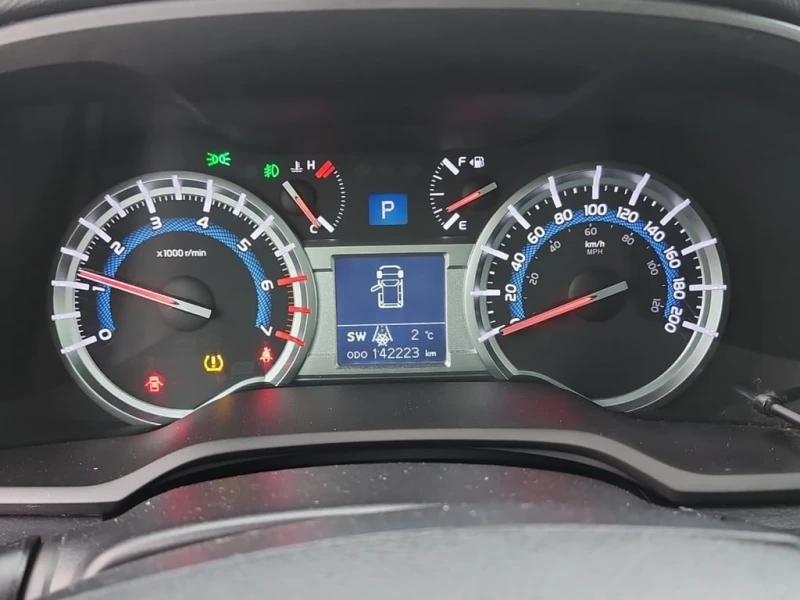 Toyota 4runner * SR5 * CARFAX * БЕЗ ПЪРВОНАЧАЛНА ВНОСКА, снимка 9 - Автомобили и джипове - 52967772