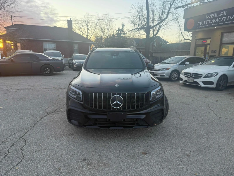 Mercedes-Benz GLB 35* * AMG 4MATIC* * PANO* * , снимка 2 - Автомобили и джипове - 53038539