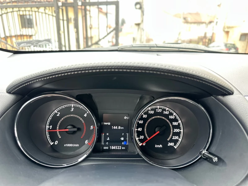 Citroen C-Crosser 2.2 HDI 4X4, снимка 14 - Автомобили и джипове - 53263106