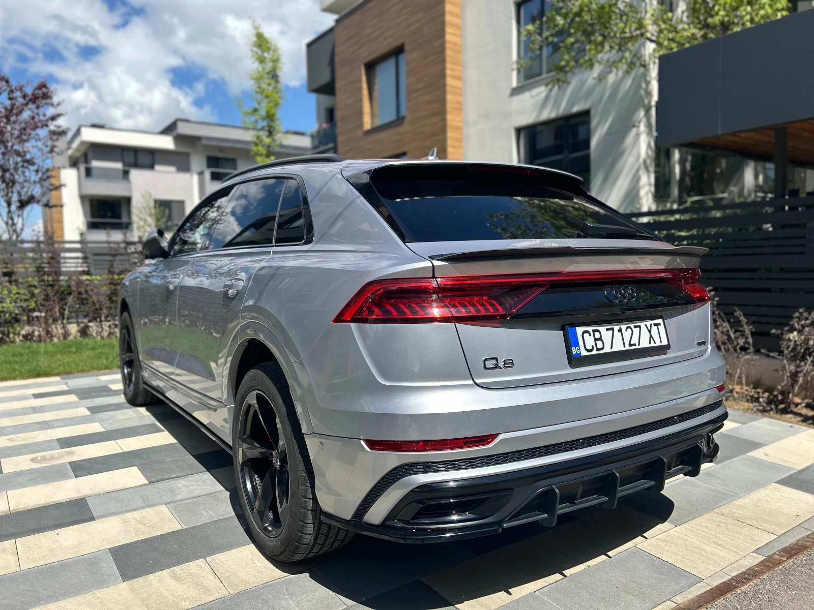 Audi Q8 Sline BlackOptic - изображение 5