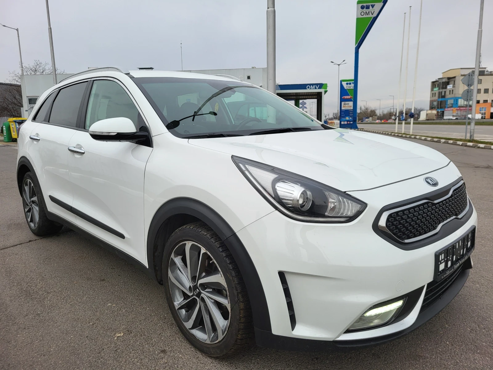 Kia Niro 1.6 HYBRID EURO 6D НОВ ВНОС ИТАЛИЯ !!! - изображение 3