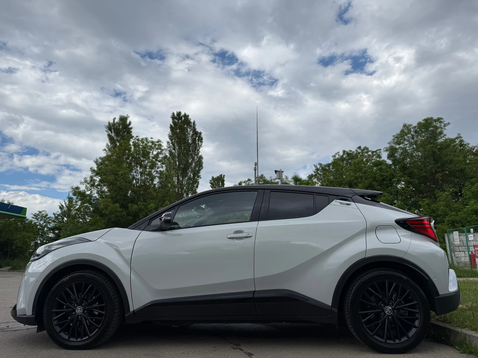 Toyota C-HR GR 2.0 HYBRID 184K.C ГЕРМАНИЯ ГАРАНЦИЯ 2031Г. - изображение 7