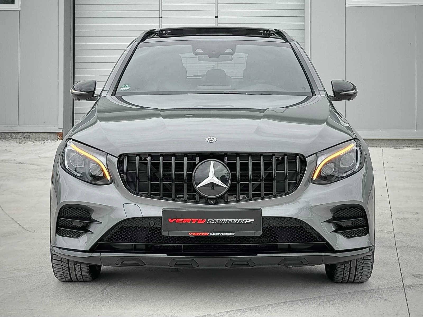 Mercedes-Benz GLC 250 D/ AMG/ 4MATIC/ 9G/ NIGHT EDITION/ PANO/ F1 - изображение 2