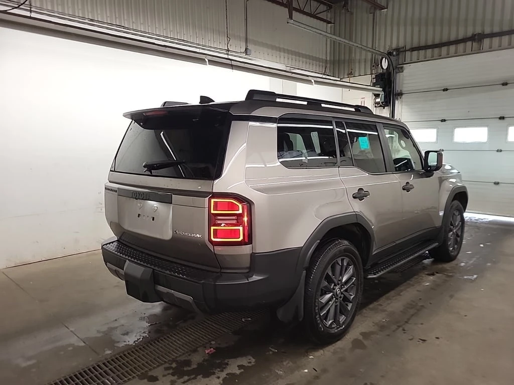 Toyota Land cruiser * 4WD * CARFAX *  - изображение 3