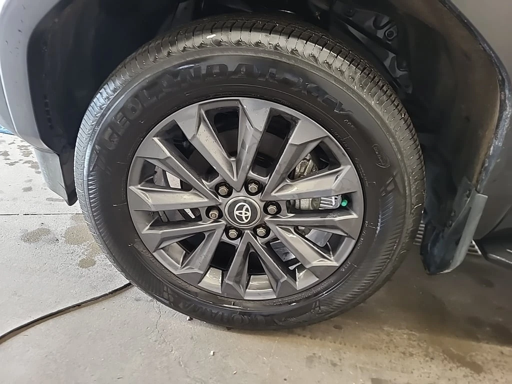 Toyota Land cruiser * 4WD * CARFAX *  | Mobile.bg   17