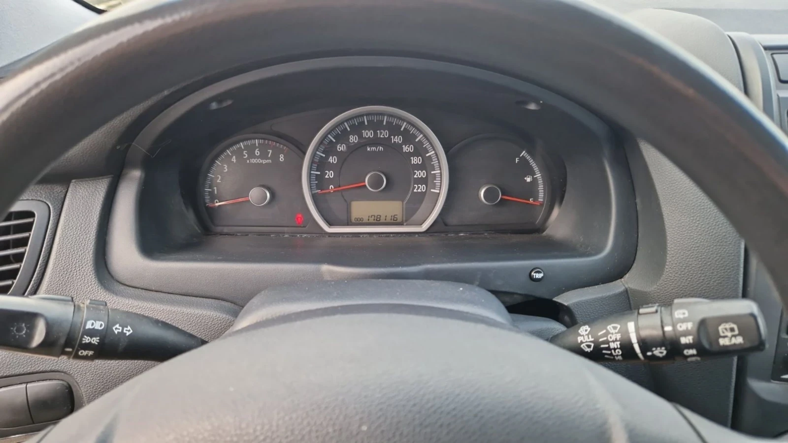 Kia Sportage Facelift 2.0 i | Mobile.bg � ����������� 12