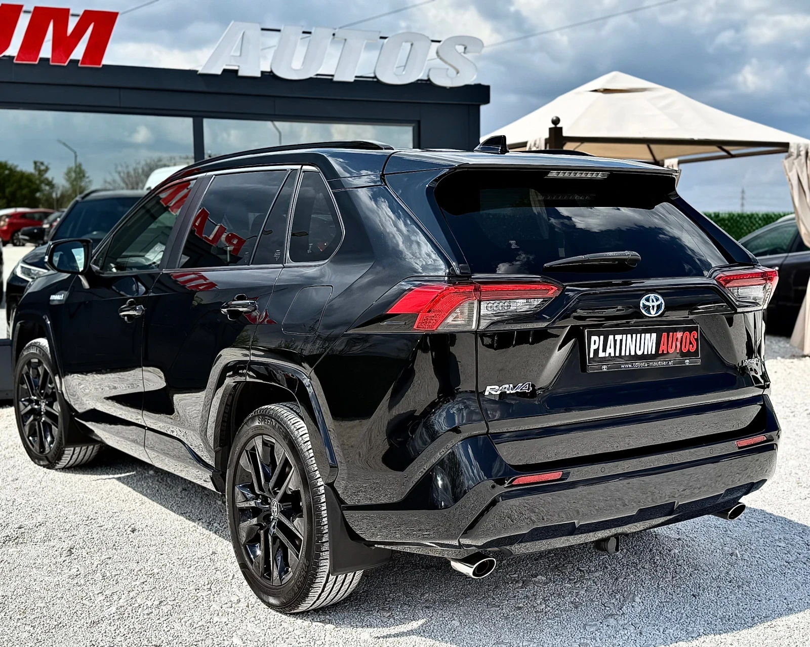 Toyota Rav4 2.5 Hybrid Black Edition 4x4| Всички Екстри | , снимка 7 - Автомобили и джипове - 54237258