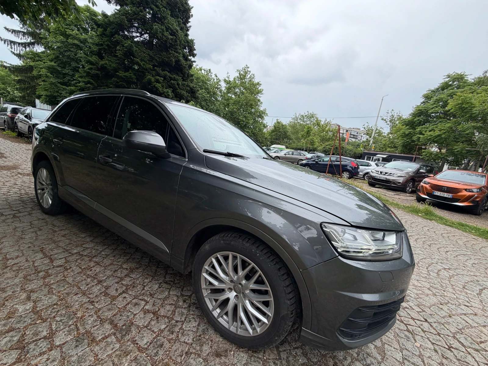 Audi Q7 3.0D* НА* ПРУЖИНИ* LED, снимка 4 - Автомобили и джипове - 54824508