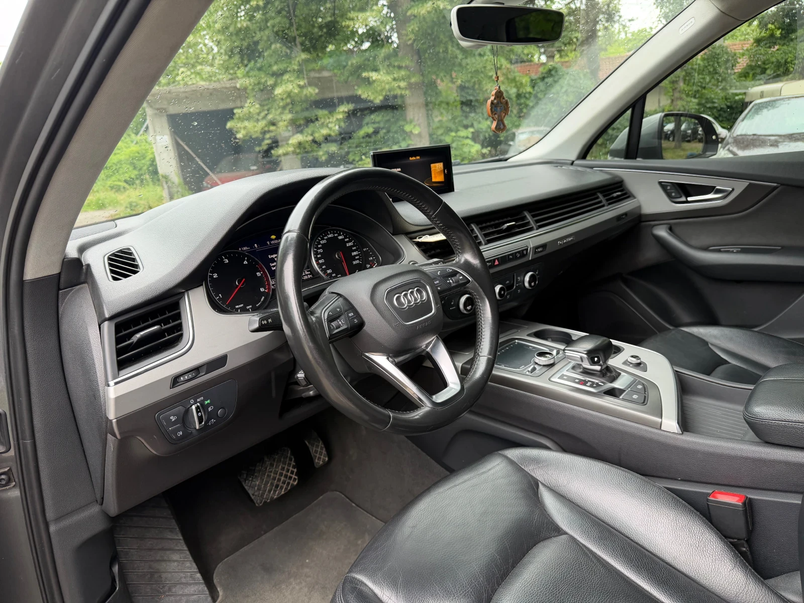 Audi Q7 3.0D* НА* ПРУЖИНИ* LED, снимка 13 - Автомобили и джипове - 54824508