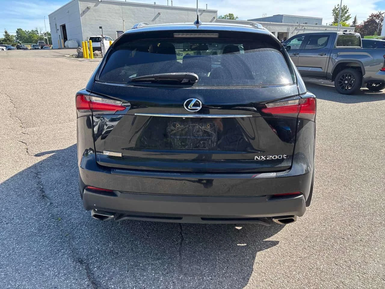 Lexus NX 200t * AWD 4dr * АВТОКРЕДИТ БЕЗ ПЪРВОНАЧАЛНА ВНОСКА* , снимка 4 - Автомобили и джипове - 54837100