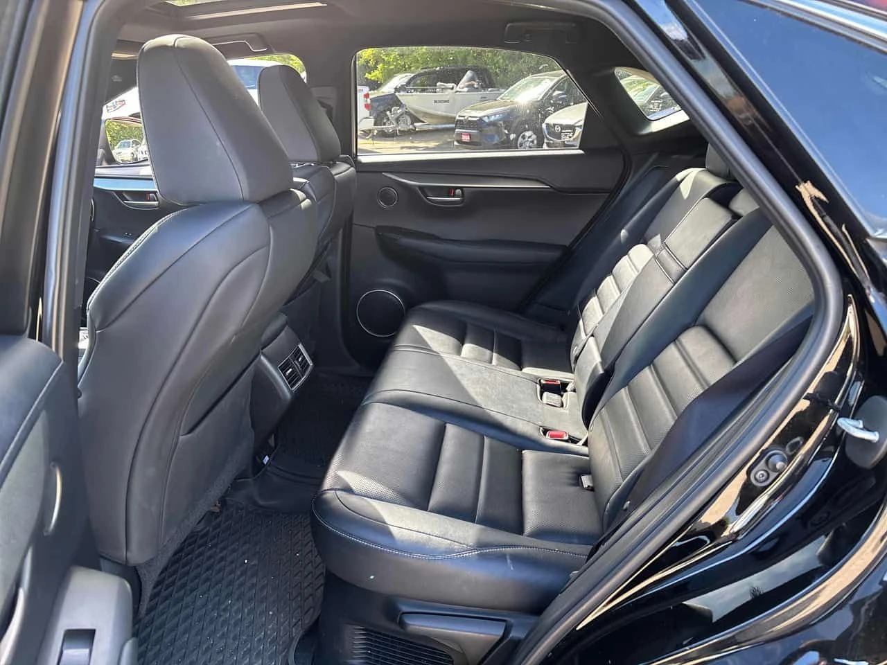 Lexus NX 200t * AWD 4dr * АВТОКРЕДИТ БЕЗ ПЪРВОНАЧАЛНА ВНОСКА* , снимка 13 - Автомобили и джипове - 54837100