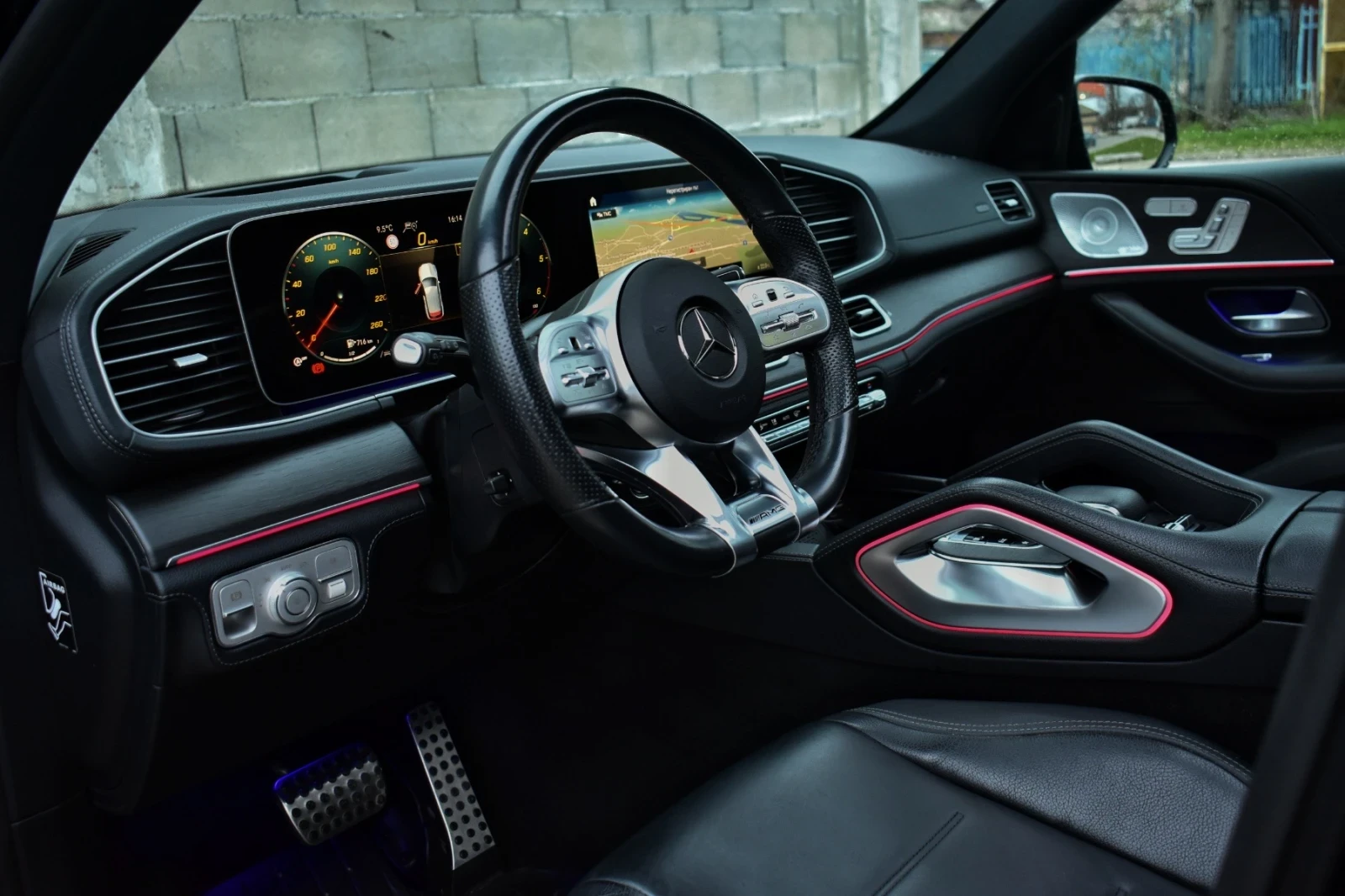 Mercedes-Benz GLE 400 AMG/Burmester, снимка 7 - Автомобили и джипове - 54839548