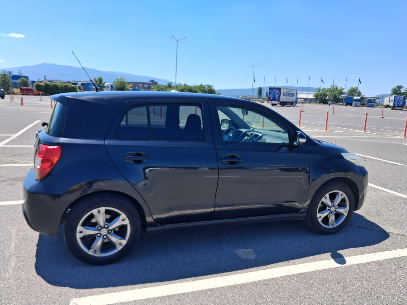 Toyota Urban Cruiser, снимка 4 - Автомобили и джипове - 55682867