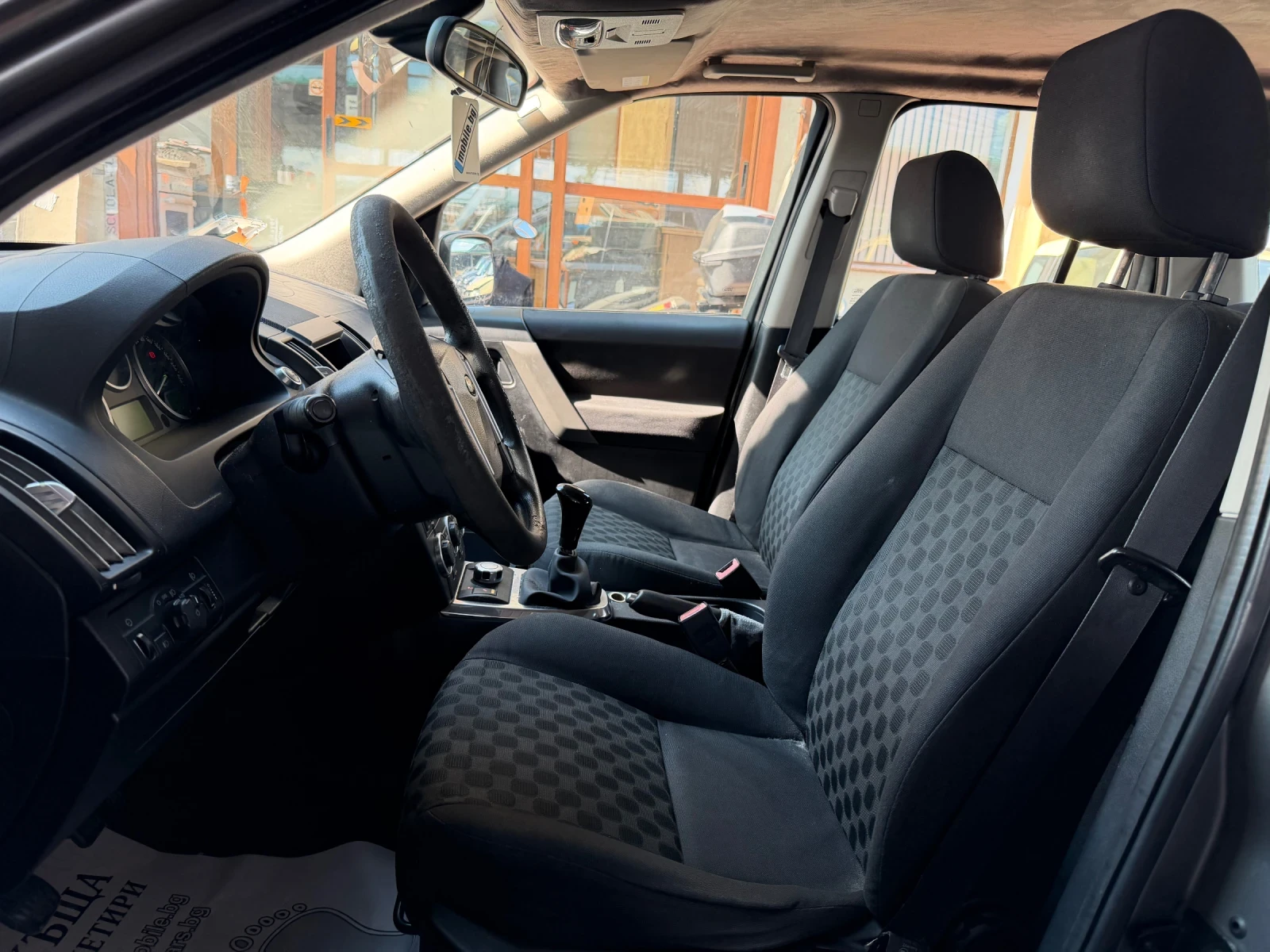 Land Rover Freelander 2.2d 4x4 Италия, снимка 13 - Автомобили и джипове - 56162300